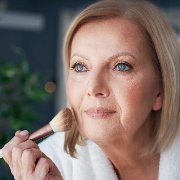 Top 3 des meilleurs fonds de teint anti-âge 3